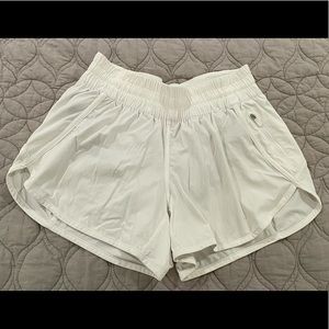 Lululemon Tracker Short 4”